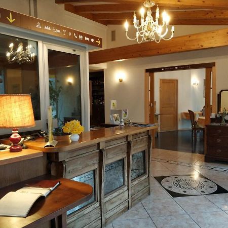 Logis Hotel Calisola Besancon - Soiree Etape Chalezeule Zewnętrze zdjęcie