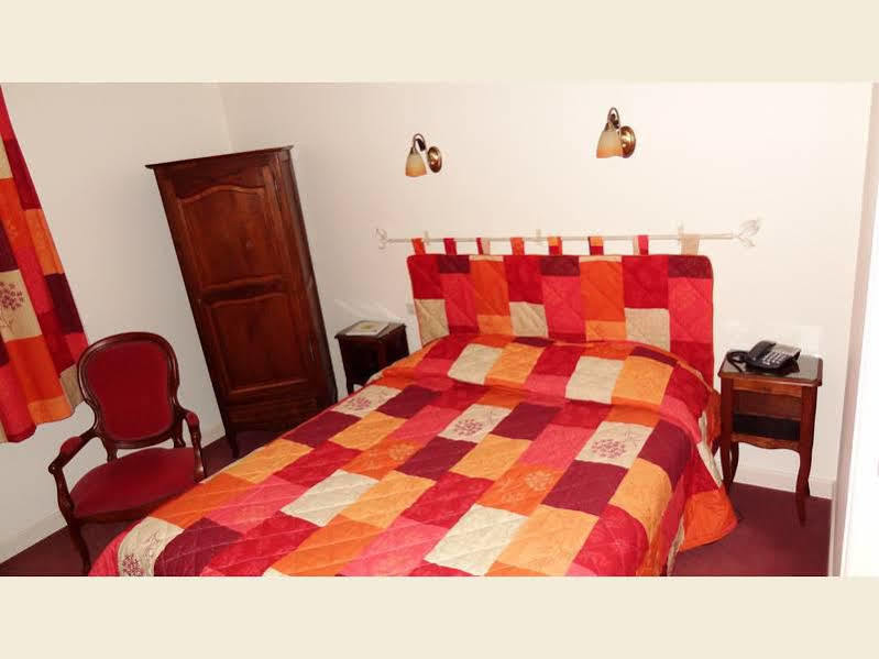 Logis Hotel Calisola Besancon - Soiree Etape Chalezeule Zewnętrze zdjęcie