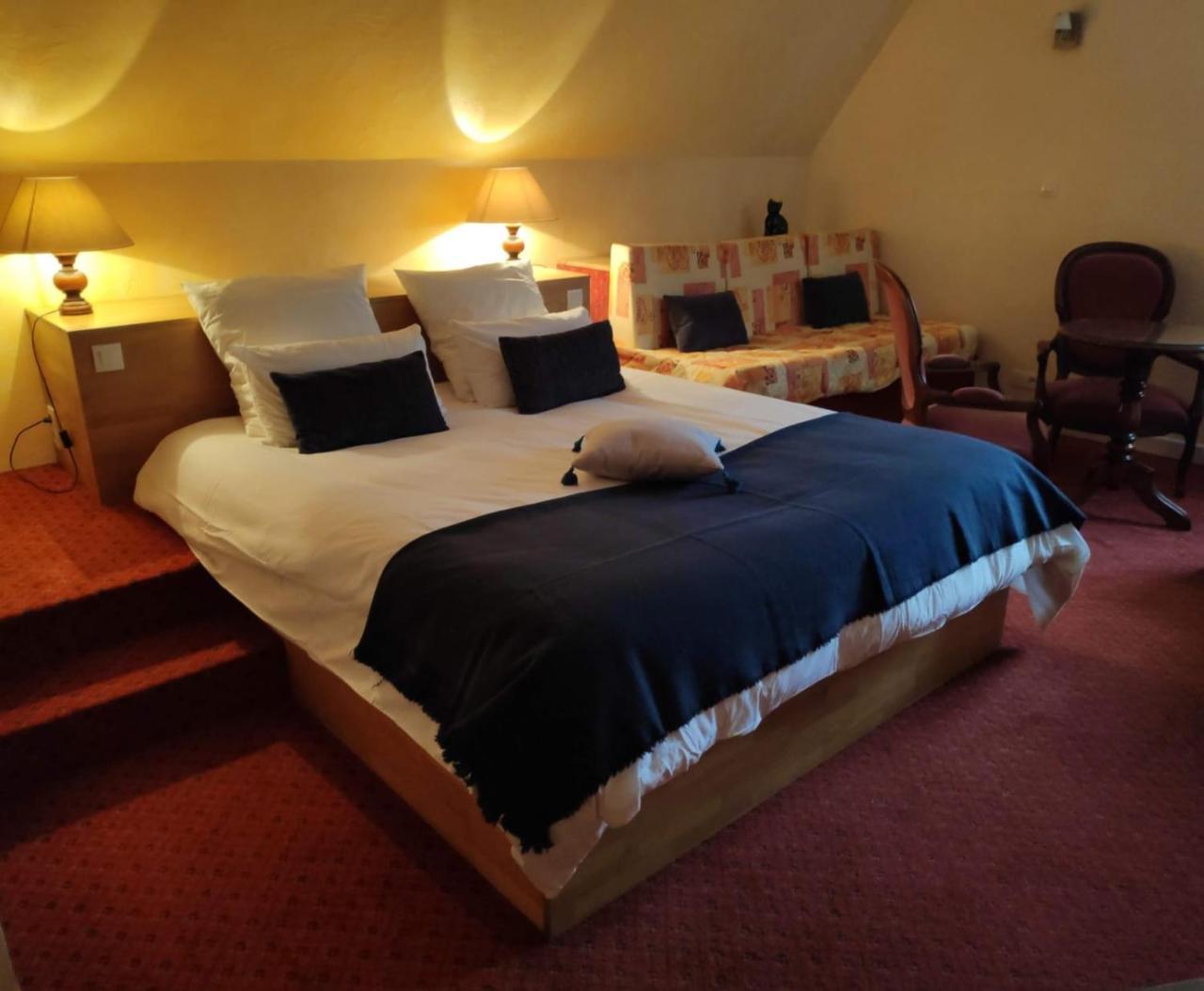 Logis Hotel Calisola Besancon - Soiree Etape Chalezeule Zewnętrze zdjęcie