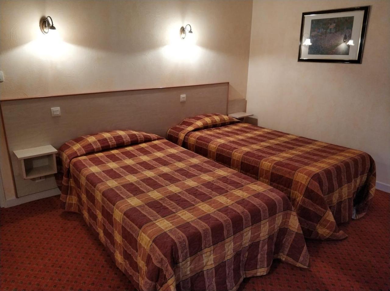 Logis Hotel Calisola Besancon - Soiree Etape Chalezeule Zewnętrze zdjęcie