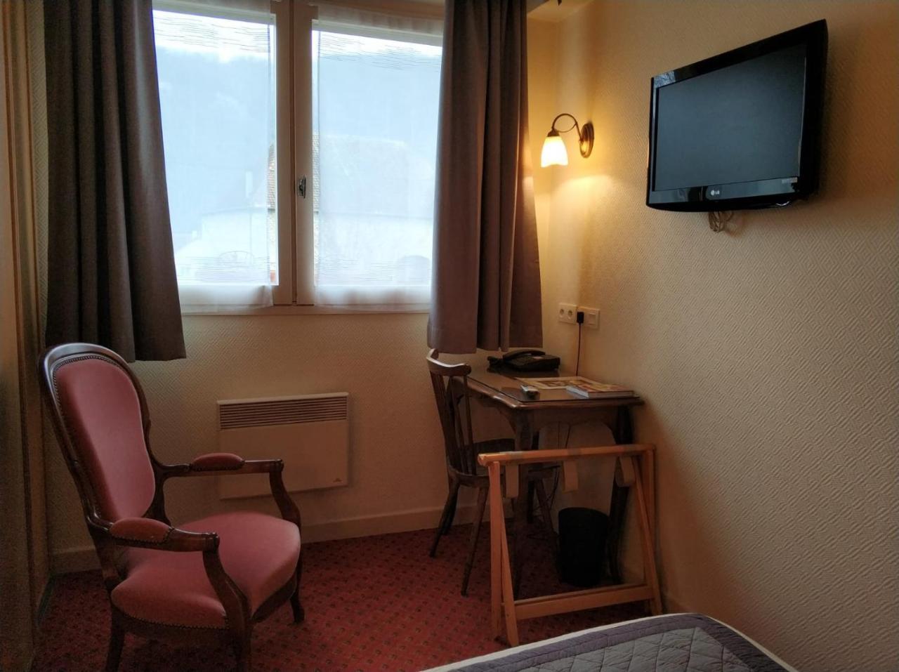 Logis Hotel Calisola Besancon - Soiree Etape Chalezeule Zewnętrze zdjęcie