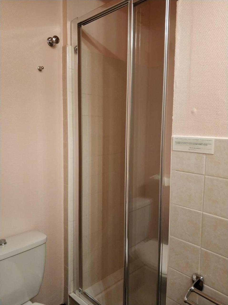 Logis Hotel Calisola Besancon - Soiree Etape Chalezeule Zewnętrze zdjęcie